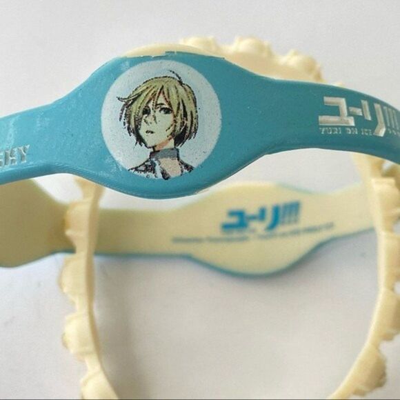 Yuri On Ice Set of 3 Anime Charm Rubber Stretch Bracelets - Picture 3 of 8